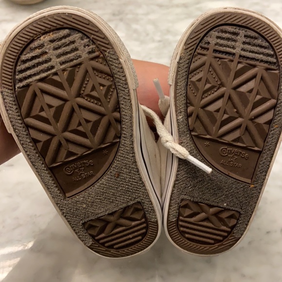 Toddler converse sz5 - Picture 3 of 3